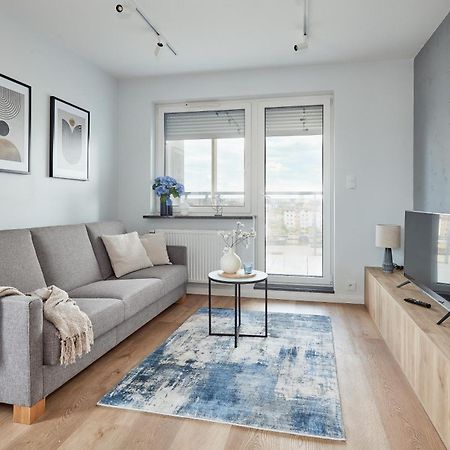 Lasek Marcelinski Comfy Apartment Познань Екстер'єр фото
